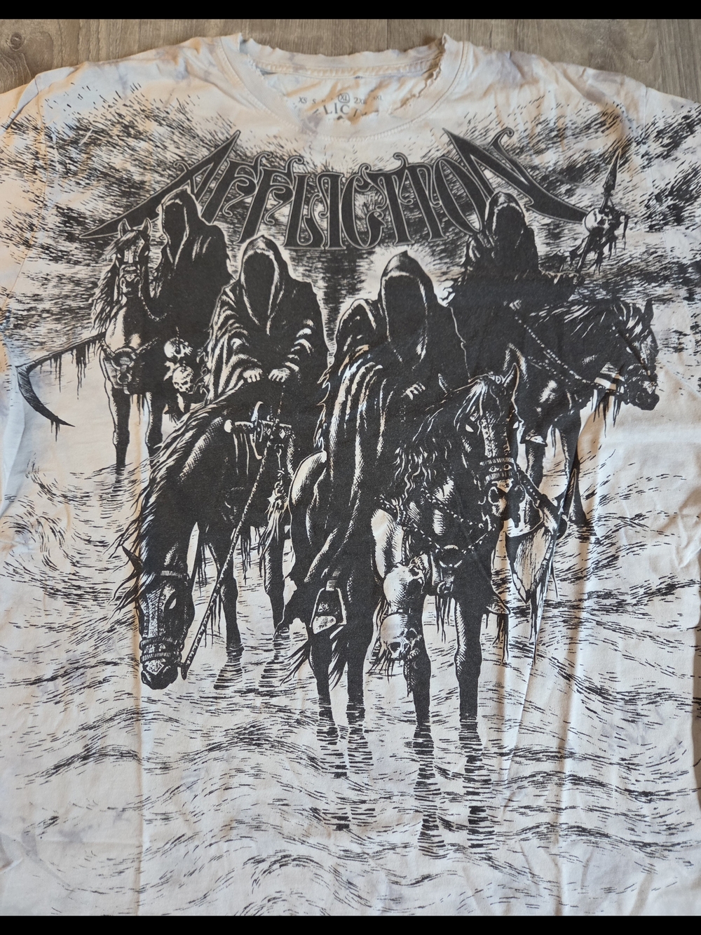 Vintage Affliction Men's White XL Tee